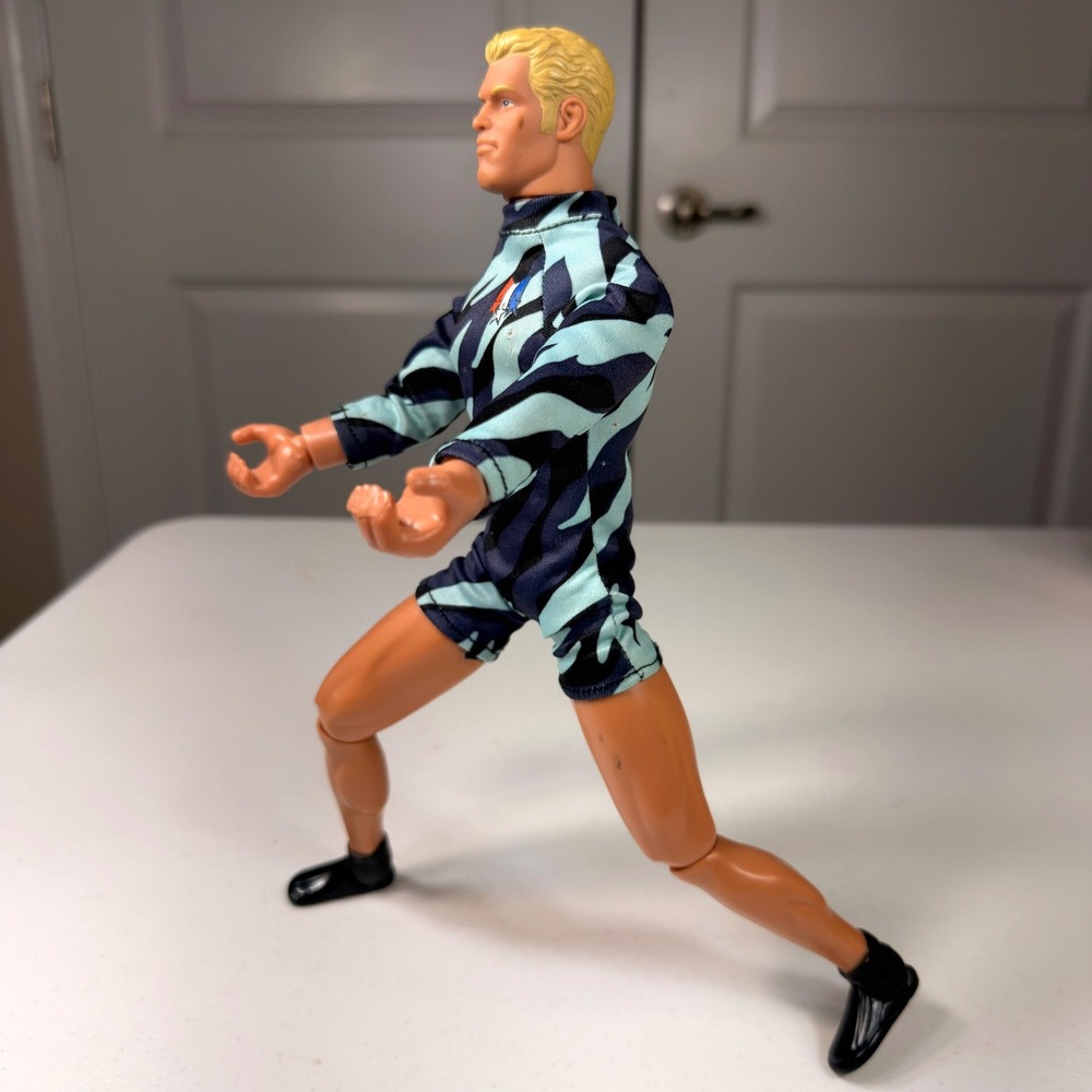 Vintage GI Joe Wet Suit Scuba Diver Action Figure Hasbro 1996 12 Inch Blonde - Picture 3 of 9